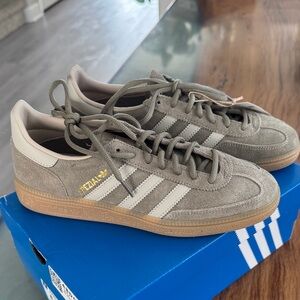 Adidas Clay / Beige / Gum Sneakers